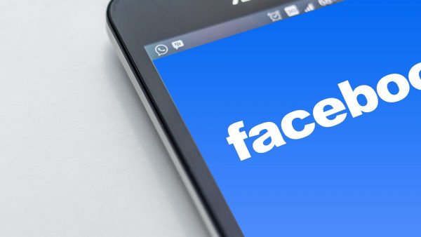 Les données bancaires de 29 000 employés de Facebook ont été volées