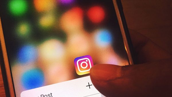 Instagram régule désormais les contenus politiques