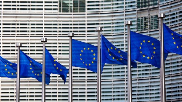 Commission européenne : un nouveau projet de loi pour encadrer la concurrence déloyale des géants du web 