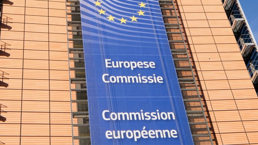 Commission européenne : un nouveau projet de loi pour encadrer la concurrence déloyale des géants du web 